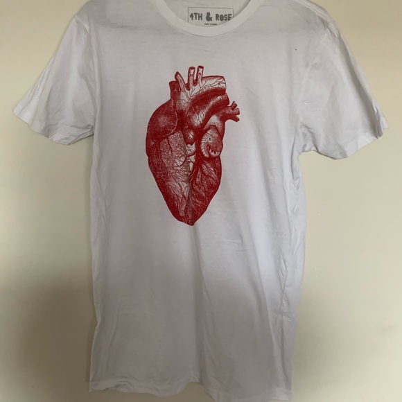 Heart graphic t-shirt - Picture 1 of 2